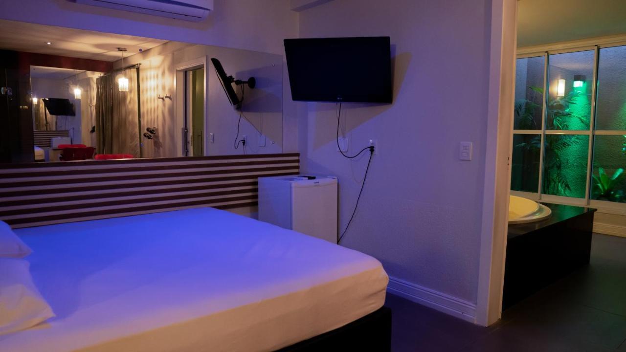 Bangalo Motel By Drops (Adults Only) サンタ・マリア エクステリア 写真